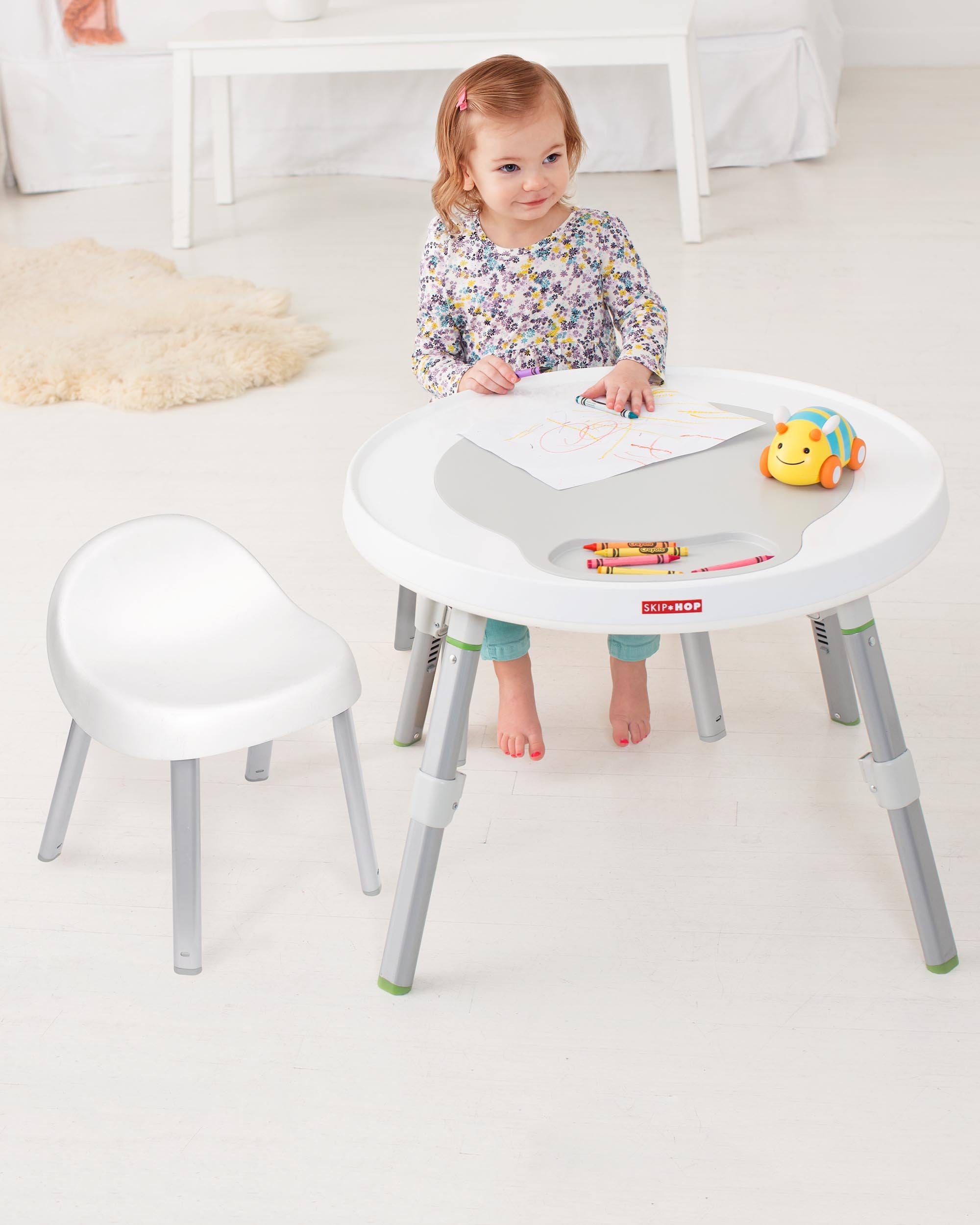 Skip hop store activity seat